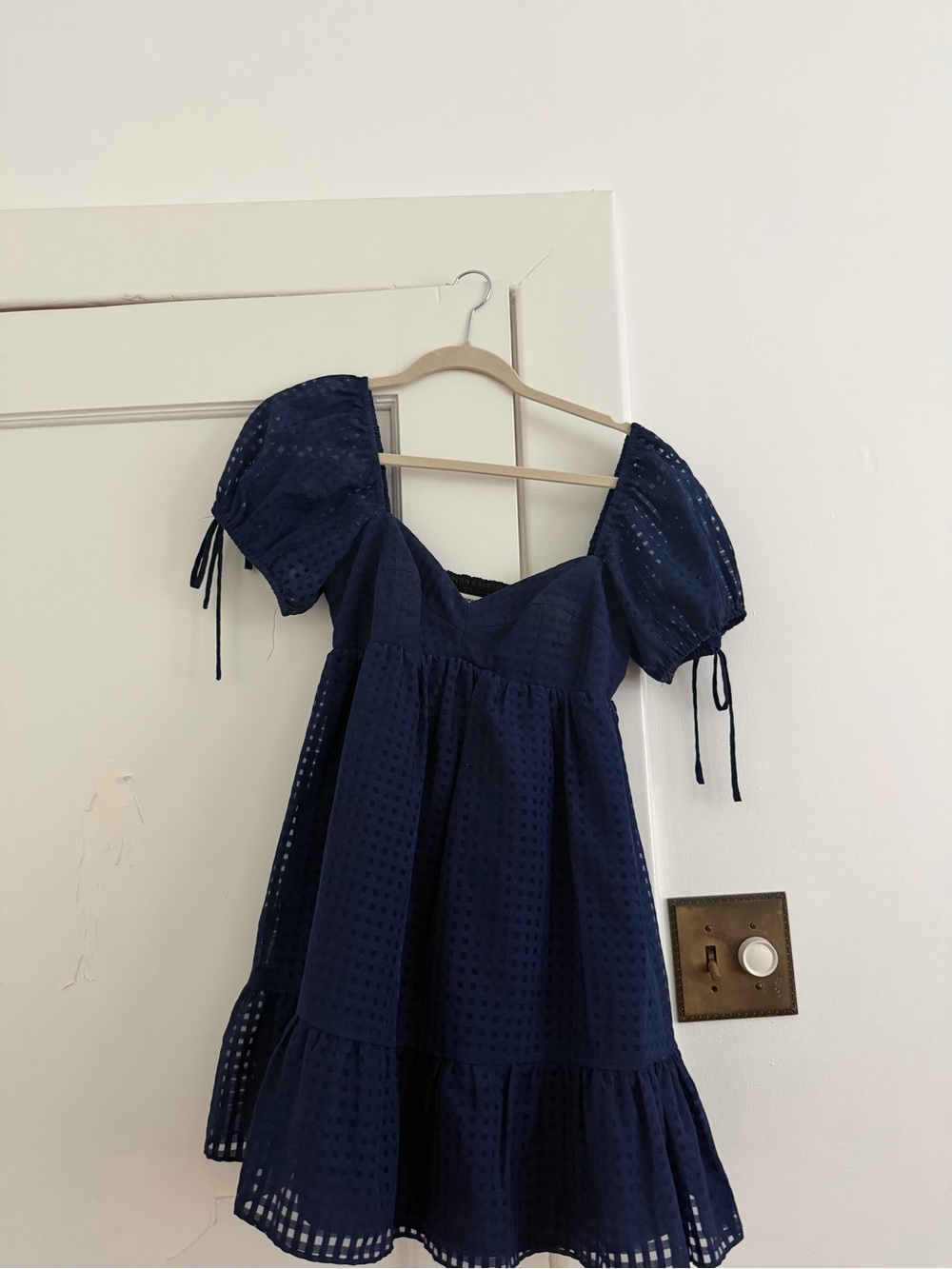 amanda uprichard navy dress 
size medium